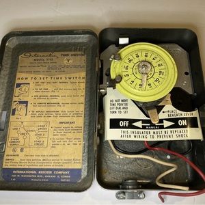 Intermatic Time Switch T103 Double Pole Single Throw Vintage